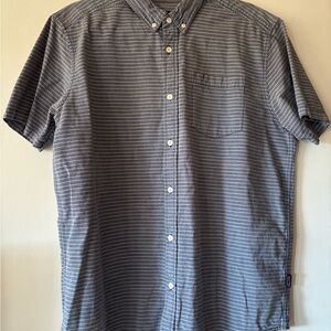 Patagonia Men's Gray Striped Button Down Short Sleeve Shirt
